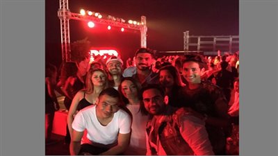 منى زكي وأنغام وخالد سليم في حفل الهضبة