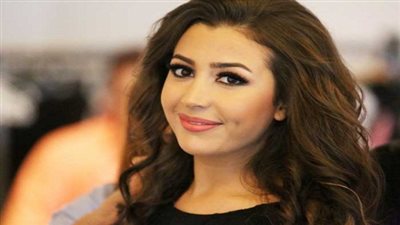 جنات تستعد لإحياء حفل غنائي في 