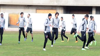 الأهلي يؤدي مرانه الأول بكوت ديفوار استعدادًا لمواجهة أسيك