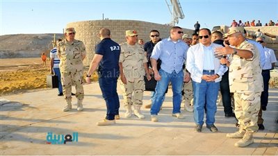 بالصور.. السيسي يتفقد مشروع مدينة الجلالة