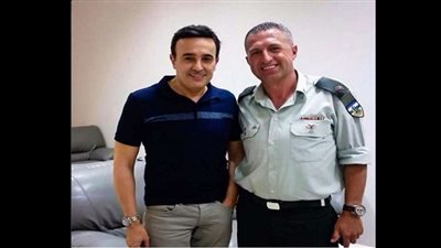 بالفيديو.. شاب فلسطيني يهاجم صابر الرباعي بعد واقعة الظابط الإسرائيلي