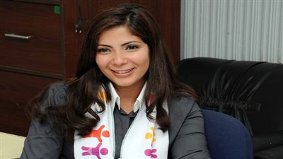 منى زكي في انتظار مولودها الجديد 