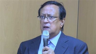 أستاذ الإعلام: السيسي اختار الصحف القومية في حواره لتعود لريادتها