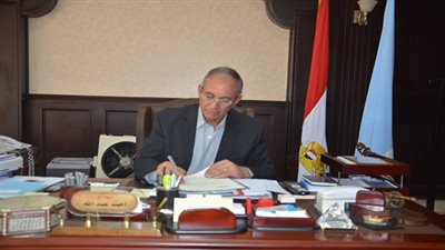 مناقشة أوضاع أراضي القرى السياحية المستولى عليها بالبحر الأحمر