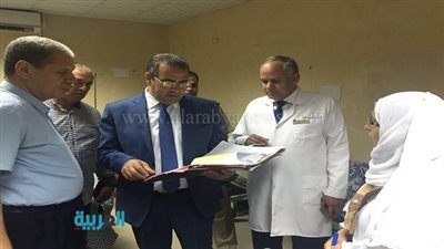 بالصور.. رئيس جامعة المنصورة يتفقد عددًا من المستشفيات ليلًا