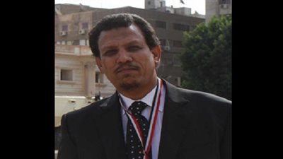 برلماني: قرار استقالة وزير التموين 