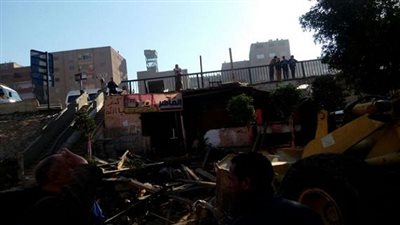 حملة لهيئة الطرق لإزالة الإشغالات والمخالفات أعلى 