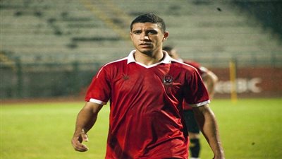  رامي ربيعة يزور لاعبة الأهلي المصابة بـ