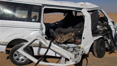 إصابة 3 بينهم مجند إثر انقلاب سيارة بطريق الإسماعيلية الصحراوي