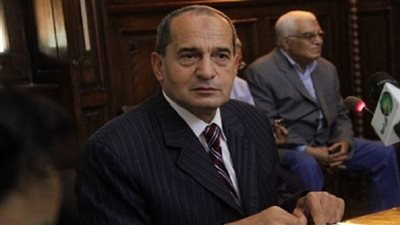 بلاغ يتهم وزير الزراعة بتورطه في فساد القمح مع وزير التموين