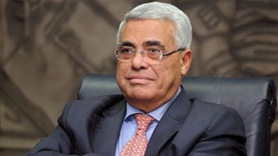 حسن نافعة: التعديل الوزاري غير كافٍ وينبغي إقالة الحكومة