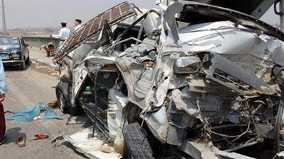 مصرع وإصابة 4 في حادث تصادم بطريق 