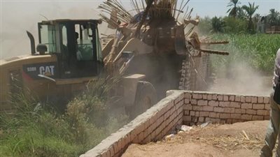 إزالة 4 حالات تعدٍ على الأراضي الزراعية بمركز سنورس 