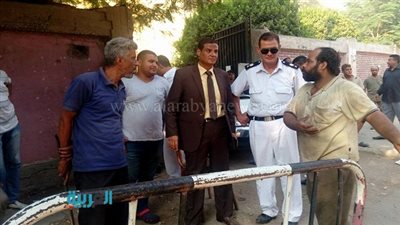 بالصور.. غلق مطعم ومكتبة بدون ترخيص في السيدة زينب