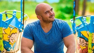 غدًا.. محمود العسيلي يحيي حفل تخرج 