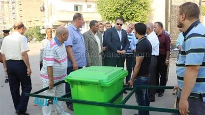محافظ الفيوم يتفقد الدفعة الأولى من أكشاك وصناديق منظومة النظافة الجديدة