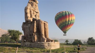 السياحة: الصينيون المصابون في رحلة البالون بالأقصر بخير 
