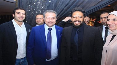 أين اختفى توفيق عكاشة؟.. صورة المول فضحت علاقته بـ
