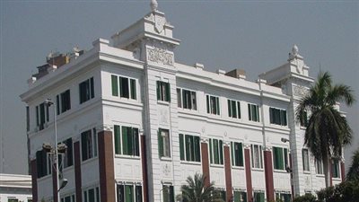 مشادة كلامية بين رؤساء أحياء القاهرة ومسئولي شركة المياه