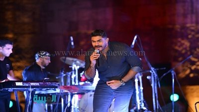 بالصور.. خالد سليم يتألق في مهرجان 