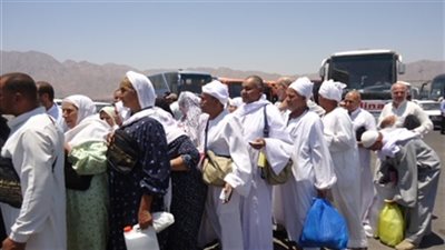 مغادرة 1156 حاجًا لميناء نويبع اليوم