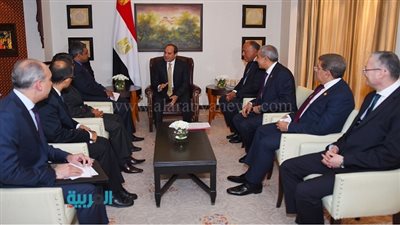 الرئيس السيسي يعقد لقاءات مع ممثلي كبرى الشركات الهندية