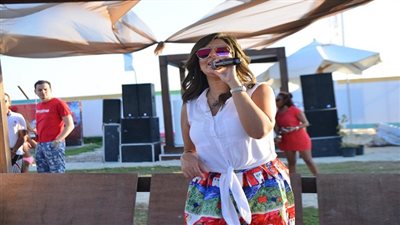 بالصور.. شذى تشعل حفل 