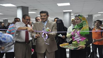 أسبوع فتيات الجامعات يشهد افتتاح معرض للفنون التشكيلية