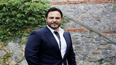 عاصي الحلاني يروج لحفله في مهرجانات 