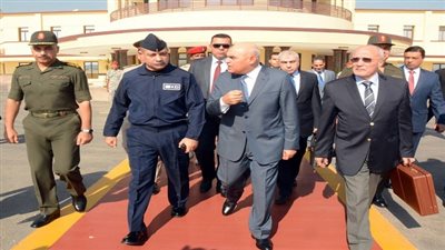 وزيرا الدفاع والإنتاج الحربي يسافران إلى روسيا في رحلة عمل 