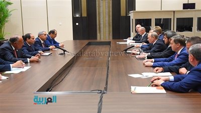بالصور.. السيسي يجتمع بـ