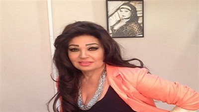 بلاغ للنائب العام يتهم فيفي عبده بإهانة المحاماة