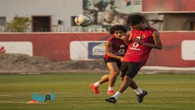 إسلام الفار يصل الأهلي للتوقيع رسميًا