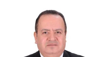 جميل بقطر يمثل 