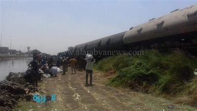 متى يتوقف نزيف القضبان؟.. 5 قتلى و27 مصابًا في انقلاب قطار العياط.. محافظ الجيزة يقرر صرف 5 آلاف جنيه للمتوفين.. ولجنة فنية للوقوف على أسباب الحادث