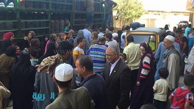 بالصور.. مصطفى بكري يخصص إجازة العيد لحل أزمات دائرته