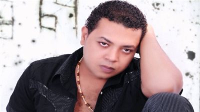 تهشم سيارة المطرب محمود الحسيني في حادث أمام كارفور المعادي