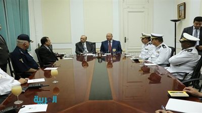 بالصور.. محافظ القاهرة الجديد يبحث مع مدير الأمن استعدادات العيد