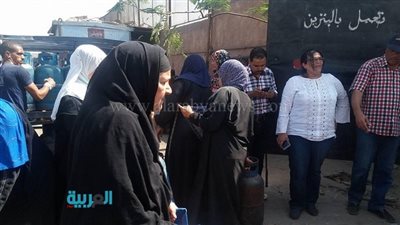 بالصور.. منى جاب الله تتصدى لمافيا 