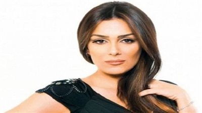 شاهد.. إنجي المقدم تنعي والدها على 