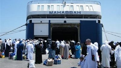 ميناء نويبع البحري يستقبل 916 راكبًا