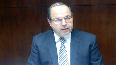 إحالة 4 صيادلة بمنفذ ألبان الخصوص للتحقيق لامتناعهم عن العمل