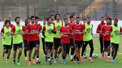 ثنائي الأهلى ينتظمان فى تدريب الفريق استعدادًا للمقاولون