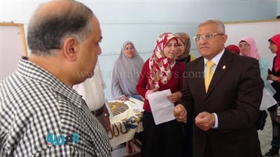 بالصور.. رئيس جامعة المنيا يتفقد صالات الكشف الطبي