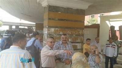 بالصور.. رئيس حي العجوزة يتفقد استعدادات المدارس للعام الجديد