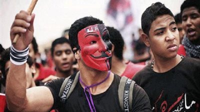 النيابة تأمر بحجز 19 من 