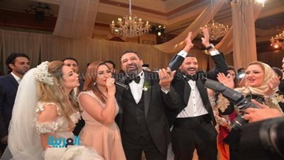 بالصور.. نجوم الفن والرياضة والاعلام في زفاف نجل مجدي عبد الغني