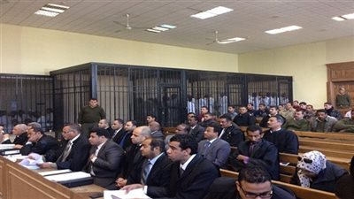 بدء جلسة محاكمة 45 متهمًا في 