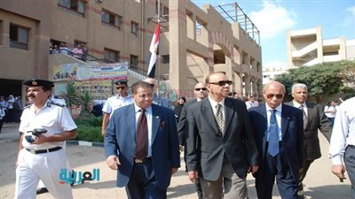 بالصور.. تفاصيل جولة محافظ القاهرة بحي المرج 