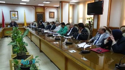 رئيس جامعة المنيا: إعلان نتائج أعمال السنة قبل الامتحانات التحريرية
